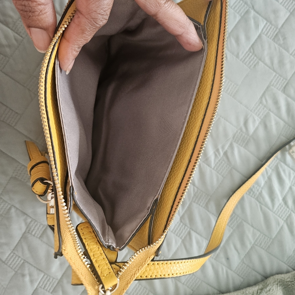 Vince Camuto Gold Yellow Crossbody Bag - Picture 6 of 7